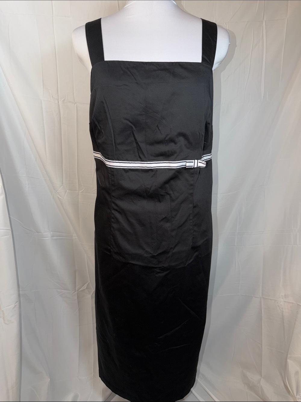 Morgan & Co Black Sheath dress